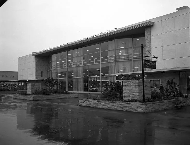 786px-Bon_Marche_at_Northgate_1950